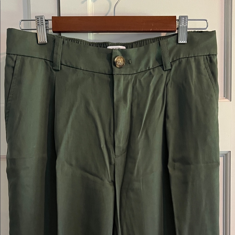 LOFT Green Women's Trousers